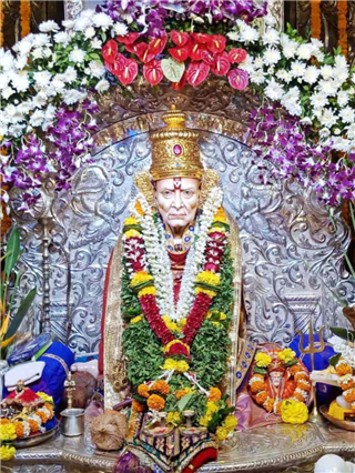 स्वामी समर्थ महाराजांना नवस करायचा विचार आहे? ‘हे’ नियम पाळायलाच हवे - Marathi News | स्वामी समर्थ महाराजांना नवस करायचा विचार आहे? ‘हे’ नियम पाळायलाच हवे | Latest Photos at Lokmat.com