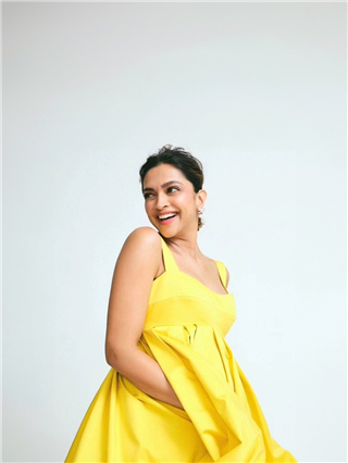 ये हुस्न का है जादू! - Marathi News | ये हुस्न का है जादू! | Latest Photos at Lokmat.com