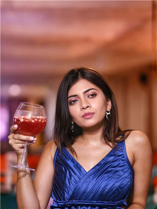 दिल को बचाना, धोखा न खाना.. - Marathi News | दिल को बचाना, धोखा न खाना.. | Latest Photos at Lokmat.com
