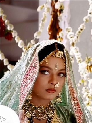 'बॉर्डर' फेम शरबानी मुखर्जी सध्या काय करते? - Marathi News | 'बॉर्डर' फेम शरबानी मुखर्जी सध्या काय करते? | Latest Photos at Lokmat.com