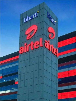 Jio नंतर, Airtel ने आता किमती वाढवल्या; प्लान ६०० रुपयांनी महागले - Marathi News | Jio नंतर, Airtel ने आता किमती वाढवल्या; प्लान ६०० रुपयांनी महागले | Latest Photos at Lokmat.com