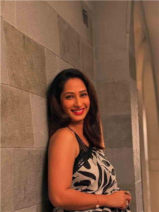 "ह्या प्रेमळ smile वर जाऊ नका...", असं का म्हणतेय प्रिया? - Marathi News | "ह्या प्रेमळ smile वर जाऊ नका...", असं का म्हणतेय प्रिया? | Latest Photos at Lokmat.com