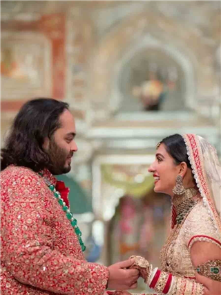 Anant-Radhika  Wedding: बॉलिवूडच्या कपल्सचा नादखुळा! - Marathi News | Anant-Radhika  Wedding: बॉलिवूडच्या कपल्सचा नादखुळा! | Latest Photos at Lokmat.com