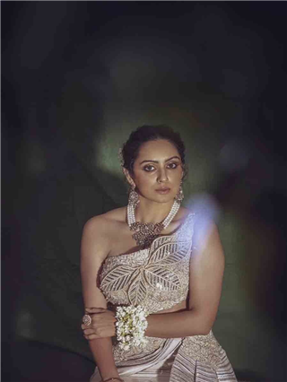 'आज नादावला जीव हा...' - Marathi News | 'आज नादावला जीव हा...' | Latest Photos at Lokmat.com