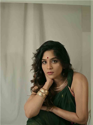 Samruddhi Kelkar: तुझे हसणे मादक, मोहक; झरझर झरते मोती... - Marathi News | Samruddhi Kelkar: तुझे हसणे मादक, मोहक; झरझर झरते मोती... | Latest Photos at Lokmat.com