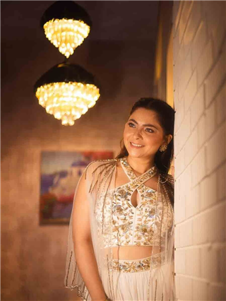 Sonalee Kulkarni : अप्सरेच्या मनमोहक अदा! - Marathi News | Sonalee Kulkarni : अप्सरेच्या मनमोहक अदा! | Latest Photos at Lokmat.com