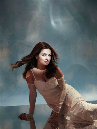 अवनीत कौरचा ग्लॅम लूक; दिसतेय फारच सुंदर! - Marathi News | अवनीत कौरचा ग्लॅम लूक; दिसतेय फारच सुंदर! | Latest Photos at Lokmat.com