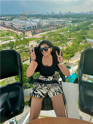 रुचिरा जाधव मलेशियातील व्हॅकेशन्समधील फोटोत दिसली ग्लॅमरस - Marathi News | रुचिरा जाधव मलेशियातील व्हॅकेशन्समधील फोटोत दिसली ग्लॅमरस | Latest Photos at Lokmat.com