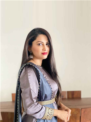 कुठे आहे गोपी बहुला त्रास देणारी राशी बेन? - Marathi News | कुठे आहे गोपी बहुला त्रास देणारी राशी बेन? | Latest Photos at Lokmat.com