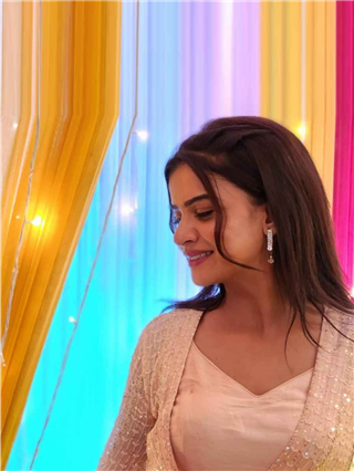 मी पहावे, तू दिसावे...! - Marathi News | मी पहावे, तू दिसावे...! | Latest Photos at Lokmat.com