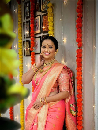 Apurva Nemlekar : छबीदार छबी मी तोऱ्यात उभी..! - Marathi News | Apurva Nemlekar : छबीदार छबी मी तोऱ्यात उभी..! | Latest Photos at Lokmat.com