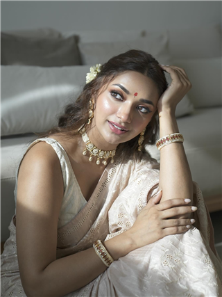 केवड्याचं पान तू... - Marathi News | केवड्याचं पान तू... | Latest Photos at Lokmat.com