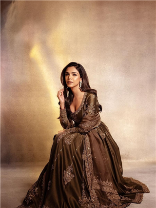 श्रीया पिळगावकरचं मनमोहक सौंदर्य! - Marathi News | श्रीया पिळगावकरचं मनमोहक सौंदर्य! | Latest Photos at Lokmat.com