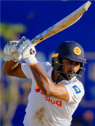 पाक गड्याला 'धोबी पछाड'; Kamindu Mendis नं सेट केला नवा वर्ल्ड रेकॉर्ड - Marathi News | पाक गड्याला 'धोबी पछाड'; Kamindu Mendis नं सेट केला नवा वर्ल्ड रेकॉर्ड | Latest Photos at Lokmat.com