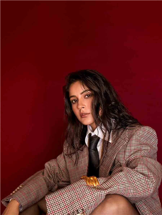 Shehnaaz Gillच्या लेटेस्ट फोटोंनी चाहत्यांना केलं क्लीन बोल्ड - Marathi News | Shehnaaz Gillच्या लेटेस्ट फोटोंनी चाहत्यांना केलं क्लीन बोल्ड | Latest Photos at Lokmat.com