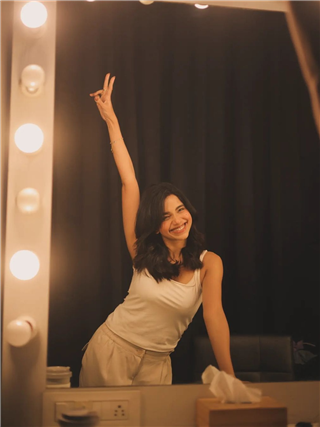 आज मैं ऊपर, आसमाँ नीचे - Marathi News | आज मैं ऊपर, आसमाँ नीचे | Latest Photos at Lokmat.com