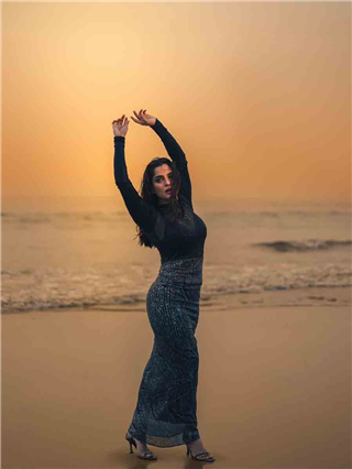 प्रिया बापटचा Bold & Beautiful लूक! - Marathi News | प्रिया बापटचा Bold & Beautiful लूक! | Latest Photos at Lokmat.com