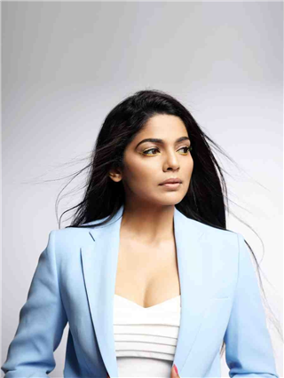 पूजा सावंतचा starry लूक! - Marathi News | पूजा सावंतचा starry लूक! | Latest Photos at Lokmat.com