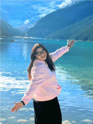 स्वर्गसुख! हास्यजत्रेच्या 'लॉली'चे सुंदर Photos - Marathi News | स्वर्गसुख! हास्यजत्रेच्या 'लॉली'चे सुंदर Photos | Latest Photos at Lokmat.com