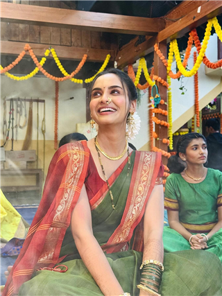 'लाखात एक आमचा दादा'मधील तुळजाचा सुंदर लूक - Marathi News | 'लाखात एक आमचा दादा'मधील तुळजाचा सुंदर लूक | Latest Photos at Lokmat.com