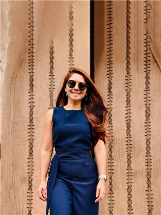 ब्लू जंपसूटमध्ये अप्सरेचा स्टनिंग लूक - Marathi News | ब्लू जंपसूटमध्ये अप्सरेचा स्टनिंग लूक | Latest Photos at Lokmat.com