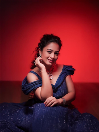 गिरीजा प्रभूच्या ग्लॅमरस अदांवर चाहते फिदा!! - Marathi News | गिरीजा प्रभूच्या ग्लॅमरस अदांवर चाहते फिदा!! | Latest Photos at Lokmat.com