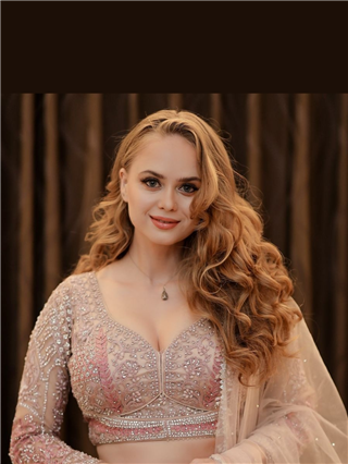 'परदेसी गर्ल' इरिना रुडाकोवाचा ग्लॅमरस लूक - Marathi News | 'परदेसी गर्ल' इरिना रुडाकोवाचा ग्लॅमरस लूक | Latest Photos at Lokmat.com