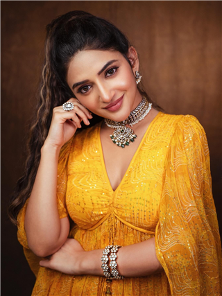 'पुष्पा २'मधील एका गाण्याने श्रीलीला झालीये 'नॅशनल क्रश' - Marathi News | 'पुष्पा २'मधील एका गाण्याने श्रीलीला झालीये 'नॅशनल क्रश' | Latest Photos at Lokmat.com