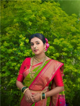 Shivani Naik: मराठमोळी, थोडीशी साधीभोळी...! - Marathi News | Shivani Naik: मराठमोळी, थोडीशी साधीभोळी...! | Latest Photos at Lokmat.com