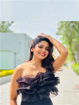 ए ब्यूटिफुल...! - Marathi News | ए ब्यूटिफुल...! | Latest Photos at Lokmat.com