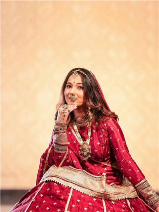 नजर जो तेरी लागी मै दिवानी हो गयी... - Marathi News | नजर जो तेरी लागी मै दिवानी हो गयी... | Latest Photos at Lokmat.com