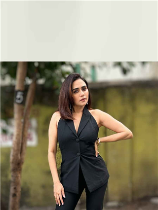 'चंद्रा'चा शॉर्ट हेअर लूक! - Marathi News | 'चंद्रा'चा शॉर्ट हेअर लूक! | Latest Photos at Lokmat.com