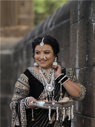 'लाखात एक आमचा दादा' फेम अभिनेत्रीचं मकरसंक्रांत स्पेशल फोटोशूट - Marathi News | 'लाखात एक आमचा दादा' फेम अभिनेत्रीचं मकरसंक्रांत स्पेशल फोटोशूट | Latest Photos at Lokmat.com