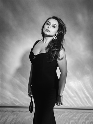 सौंदर्य आणि बॉलिवूडची 'राणी' - Marathi News | सौंदर्य आणि बॉलिवूडची 'राणी' | Latest Photos at Lokmat.com