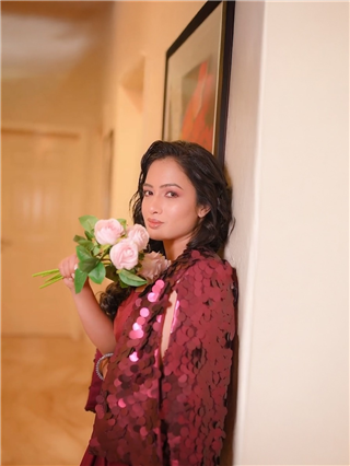 गिरीजा प्रभूचा ग्लॅमरस लूक..! - Marathi News | गिरीजा प्रभूचा ग्लॅमरस लूक..! | Latest Photos at Lokmat.com