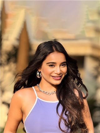 'लक्ष्मी निवास'मधील सिंचना खऱ्या आयुष्यात आहे खूप ग्लॅमरस - Marathi News | 'लक्ष्मी निवास'मधील सिंचना खऱ्या आयुष्यात आहे खूप ग्लॅमरस | Latest Photos at Lokmat.com