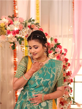 एक लाजरान साजरा मुखडा... - Marathi News | एक लाजरान साजरा मुखडा... | Latest Photos at Lokmat.com