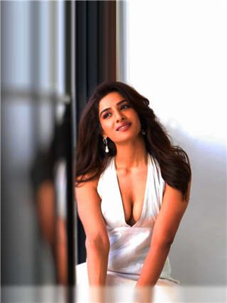 मराठी अभिनेत्रीची 'किलर' स्माईल अन् बोल्ड लूक - Marathi News | मराठी अभिनेत्रीची 'किलर' स्माईल अन् बोल्ड लूक | Latest Photos at Lokmat.com