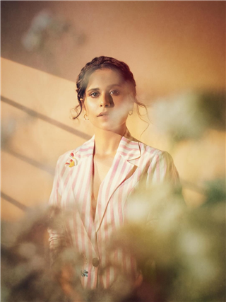 सई ताम्हणकरला पाहून चाहते म्हणतात 'परमसुंदरी' - Marathi News | सई ताम्हणकरला पाहून चाहते म्हणतात 'परमसुंदरी' | Latest Photos at Lokmat.com