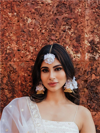 सादगी में सुंदरता...! - Marathi News | सादगी में सुंदरता...! | Latest Photos at Lokmat.com