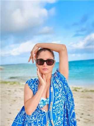 कोई इतना खूबसूरत कैसे हो सकता है? - Marathi News | कोई इतना खूबसूरत कैसे हो सकता है? | Latest Photos at Lokmat.com