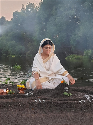 Mahashivratri: 'आई कुठे...' फेम अभिनेत्रीचं खास फोटोशूट - Marathi News | Mahashivratri: 'आई कुठे...' फेम अभिनेत्रीचं खास फोटोशूट | Latest Photos at Lokmat.com