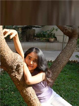 भाग्यश्रीचं हटके फोटोशूट! - Marathi News | भाग्यश्रीचं हटके फोटोशूट! | Latest Photos at Lokmat.com