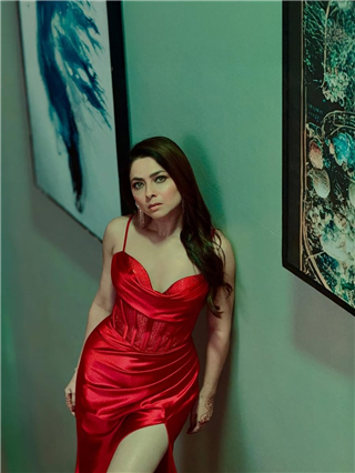 लाल रंगाच्या ड्रेसमध्ये सोनाली कुलकर्णी दिसली खूप ग्लॅमरस - Marathi News | लाल रंगाच्या ड्रेसमध्ये सोनाली कुलकर्णी दिसली खूप ग्लॅमरस | Latest Photos at Lokmat.com