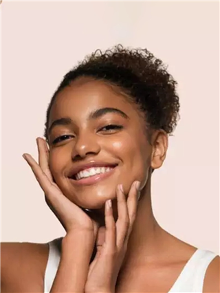 ७ टिप्स- वय वाढलं तरी त्वचा राहील तरुण, म्हातारपण येणारच नाही - Marathi News | ७ टिप्स- वय वाढलं तरी त्वचा राहील तरुण, म्हातारपण येणारच नाही | Latest Photos at Lokmat.com