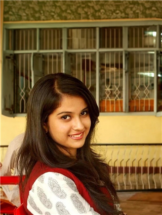 Disha Salian: कोण होती दिशा सालियन? जिच्या मृत्यूने उडाली खळबळ - Marathi News | Disha Salian: कोण होती दिशा सालियन? जिच्या मृत्यूने उडाली खळबळ | Latest Photos at Lokmat.com