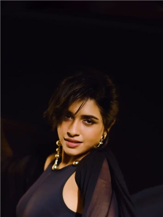 'त्या' लोकांबद्दल माझ्या मनात जराही आदर नाही - Marathi News | 'त्या' लोकांबद्दल माझ्या मनात जराही आदर नाही | Latest Photos at Lokmat.com