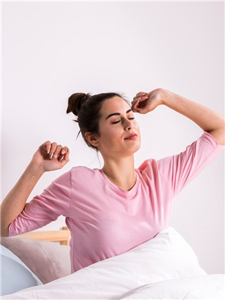 सकाळी उठताच करा ४ कामं, वजन उतरेल भराभर - Marathi News | सकाळी उठताच करा ४ कामं, वजन उतरेल भराभर | Latest Photos at Lokmat.com सकाळी उठताच करा ४ कामं, वजन उतरेल भराभर - Marathi News | सकाळी उठताच करा ४ कामं, वजन उतरेल भराभर | Latest Photos at Lokmat.com