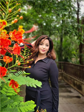 सुंदरा मनामध्ये भरली...! अपूर्वा नेमळेकरच्या ग्लॅमरस अदा - Marathi News | सुंदरा मनामध्ये भरली...! अपूर्वा नेमळेकरच्या ग्लॅमरस अदा | Latest Photos at Lokmat.com