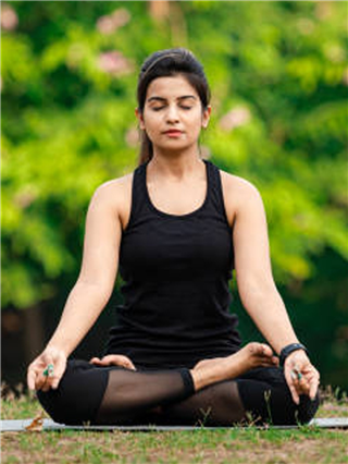 मासिक पाळीत खूप पोटात दुखते? करा ५ गोष्टी -त्रास होईल कमी - Marathi News | मासिक पाळीत खूप पोटात दुखते? करा ५ गोष्टी -त्रास होईल कमी | Latest Photos at Lokmat.com